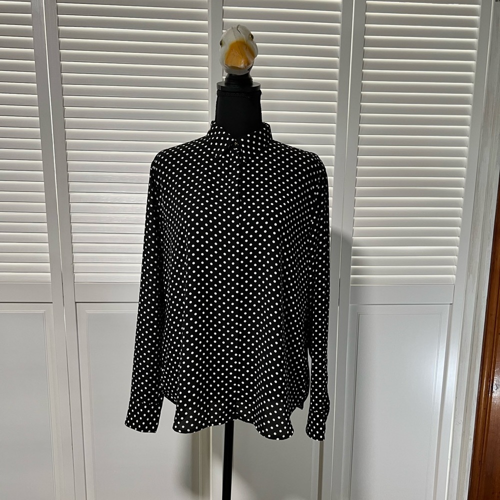 Lauren/Ralph Lauren black with white dot button down top